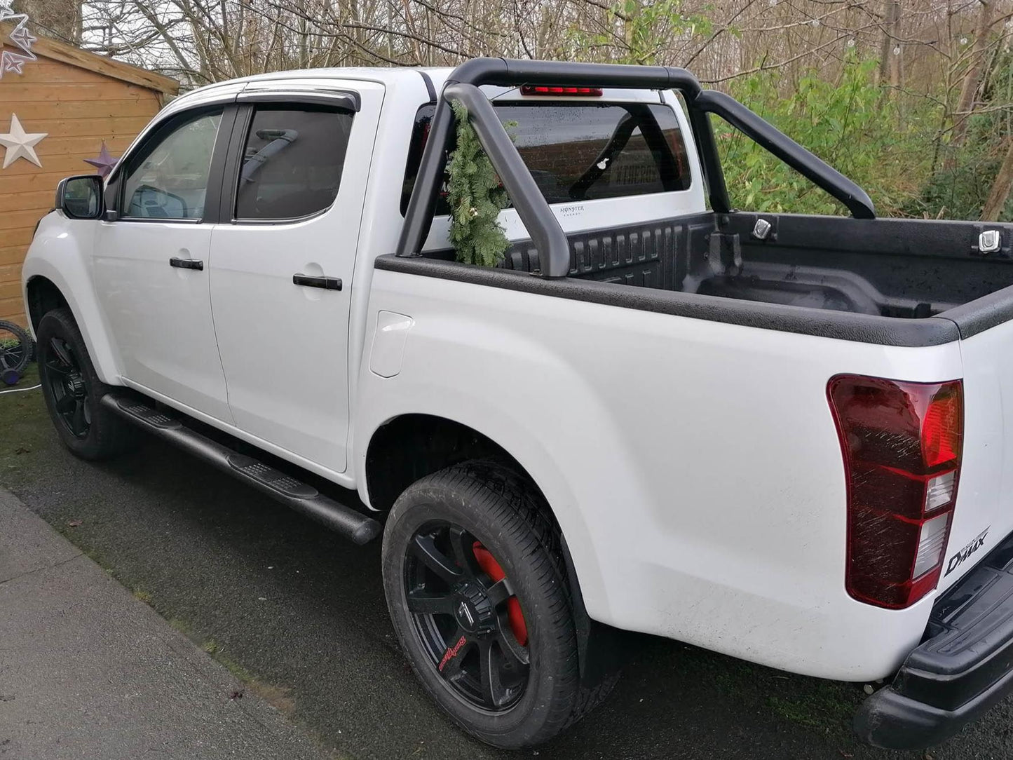 Auto Clover Wind Deflectors Set for Isuzu D-MAX 2012 - 2020 (4 pieces)
