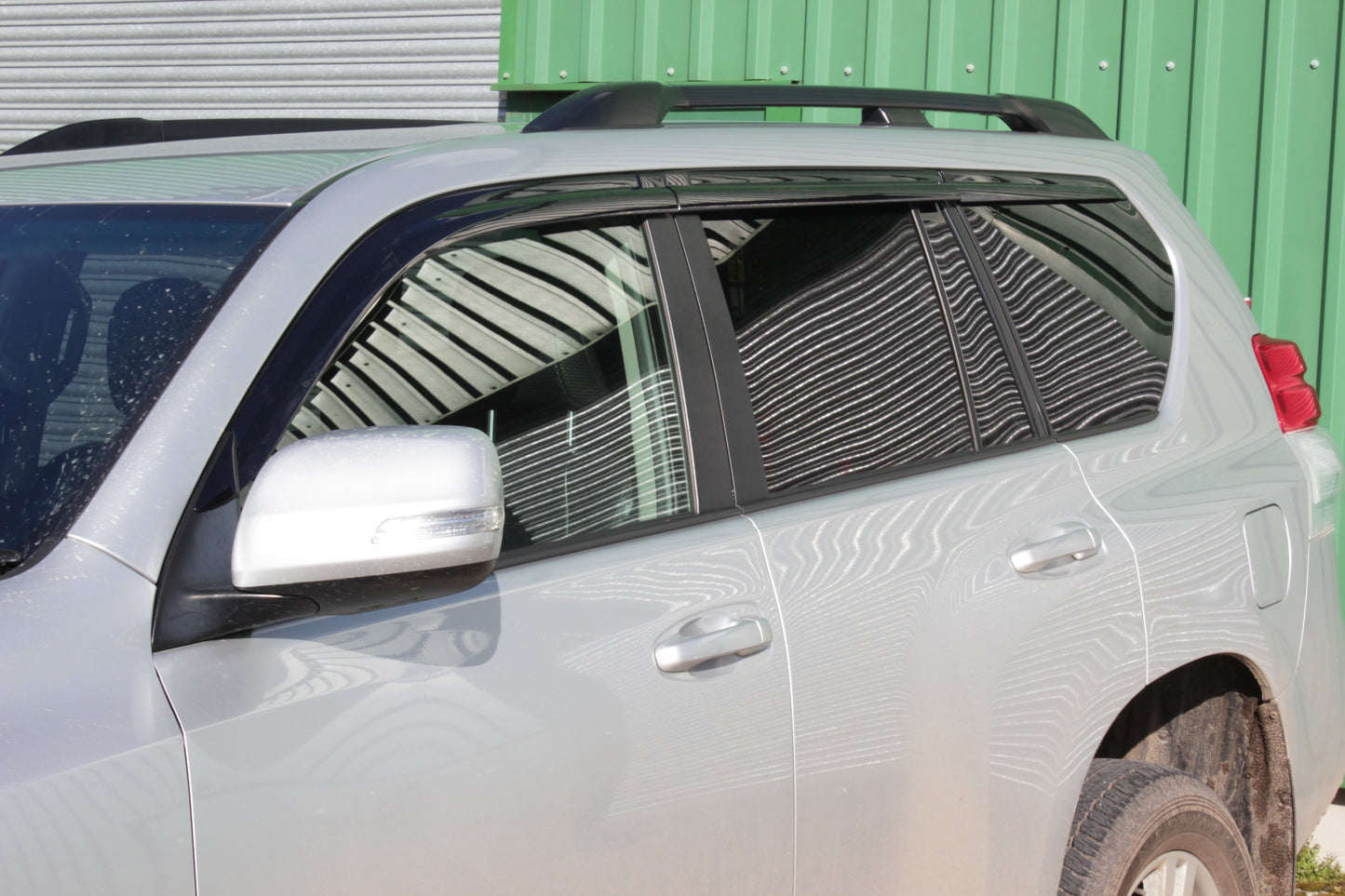 Auto Clover Wind Deflector Set for Toyota Land Cruiser 150 2009+ (6 pieces)
