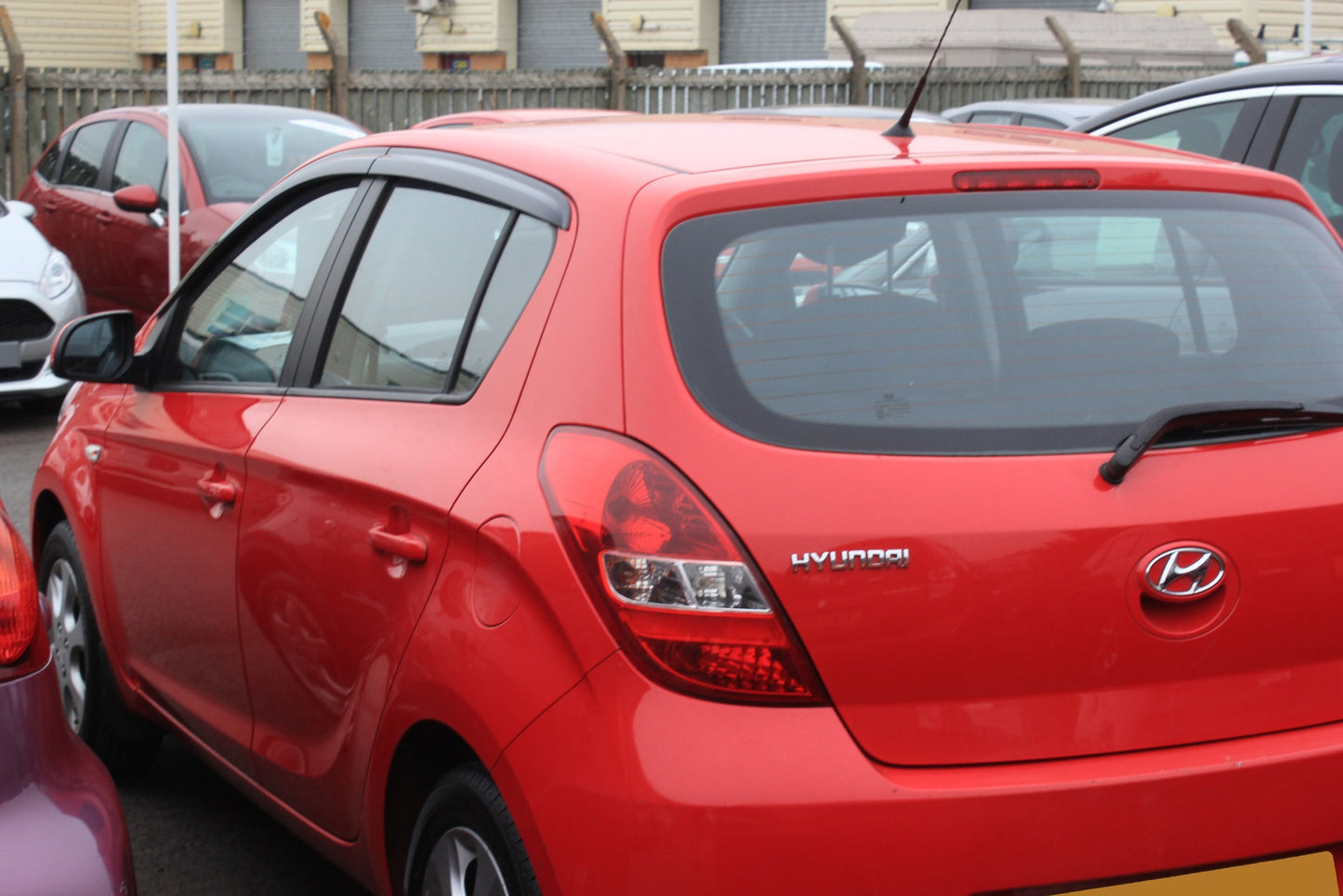 Auto Clover Wind Deflectors Set for Hyundai i20 2008 - 2014 (4 pieces)