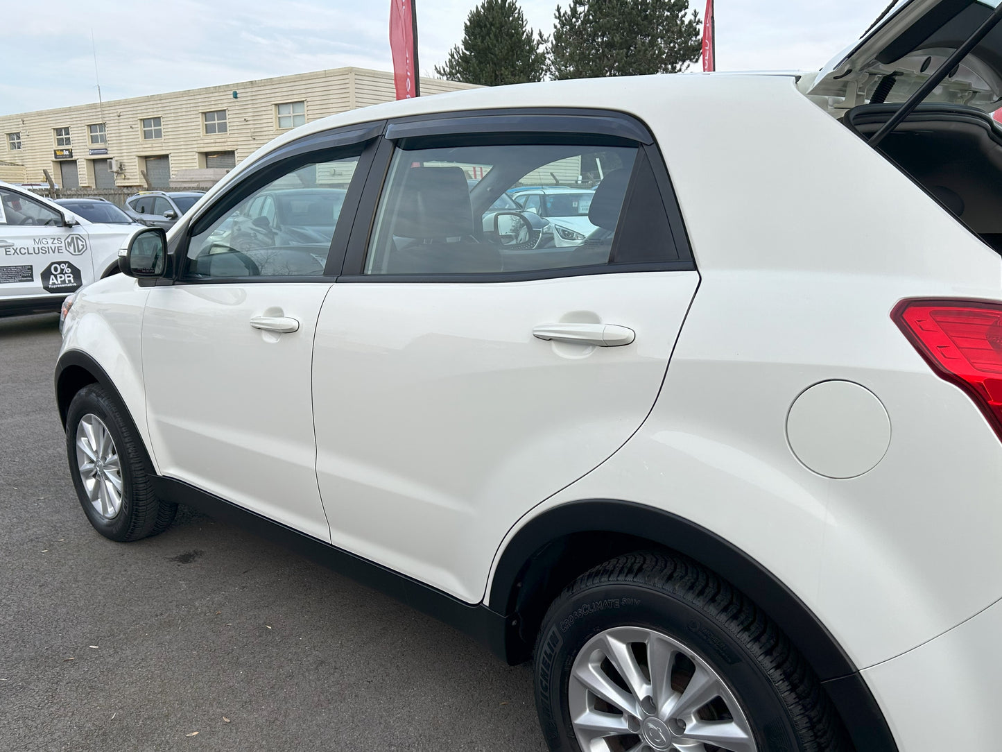 Auto Clover Wind Deflectors Set for Ssangyong Korando C 2011 - 2019 (4 pieces)
