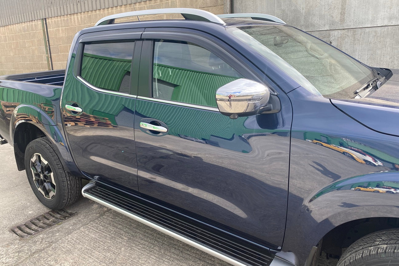 Auto Clover Wind Deflectors for Nissan Navara 2015+ Double Cab (4 pieces)