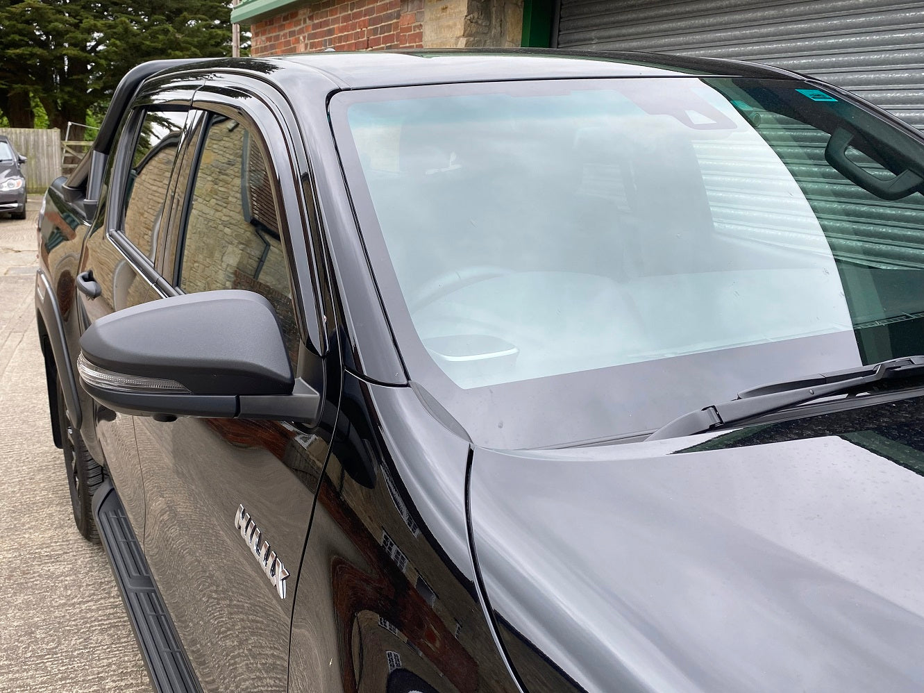 Auto Clover Wind Deflectors Set for Toyota Hilux 2016+ Double Cab (4 pieces)