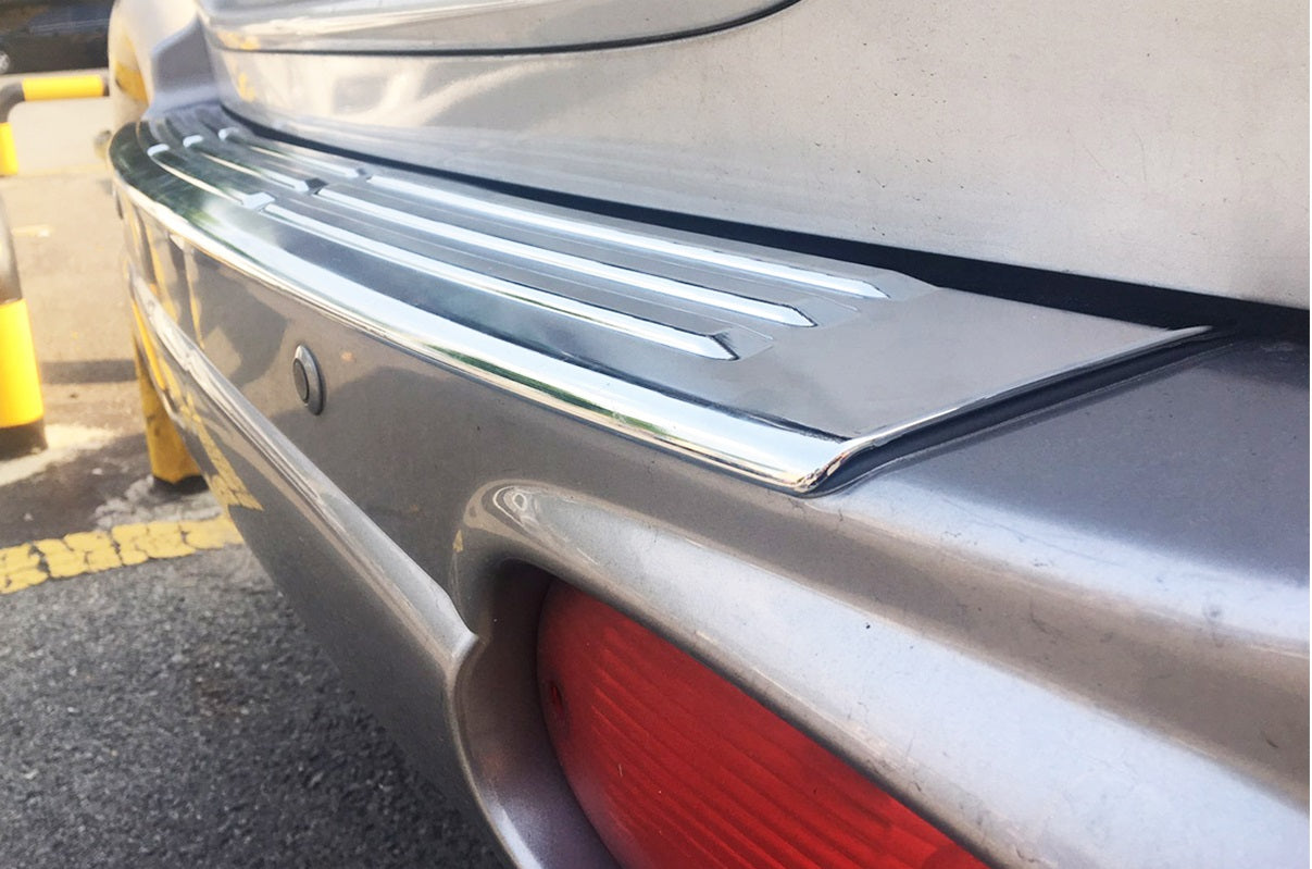 Auto Clover Chrome Rear Bumper Boot Protector for Hyundai Santa Fe 2001 - 2004