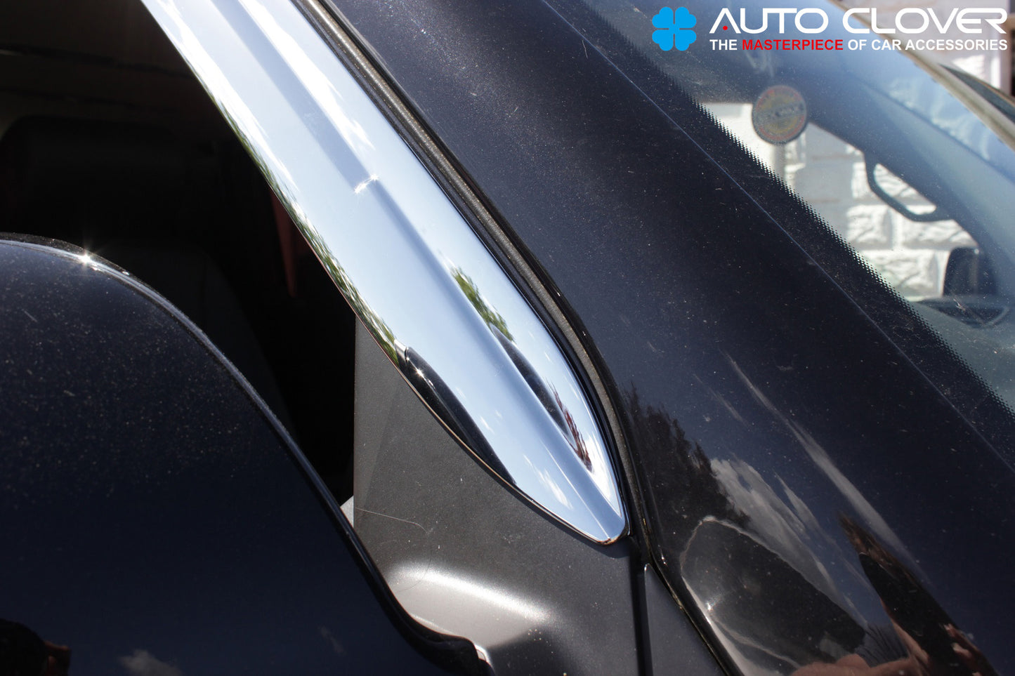 Auto Clover Chrome Wind Deflectors for Volkswagen Transporter T5 / T6 (2 pieces)