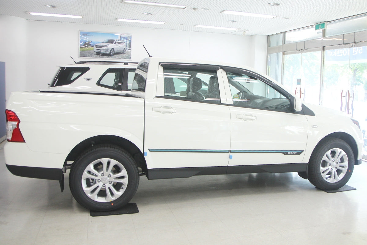 Auto Clover Wind Deflectors for Ssangyong Korando Sports / Musso 2013 - 2018