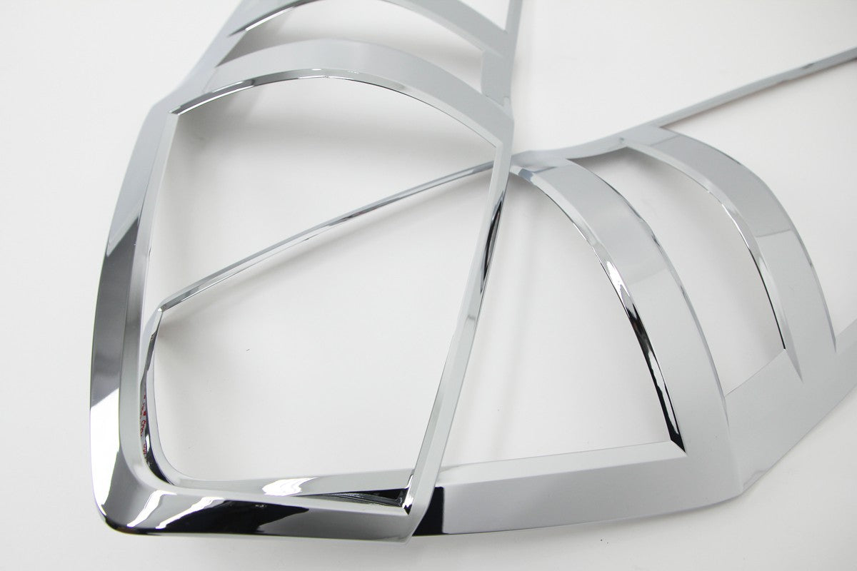 Auto Clover Chrome Tail Light Cover Trim Set for Hyundai i800 2008 - 2017