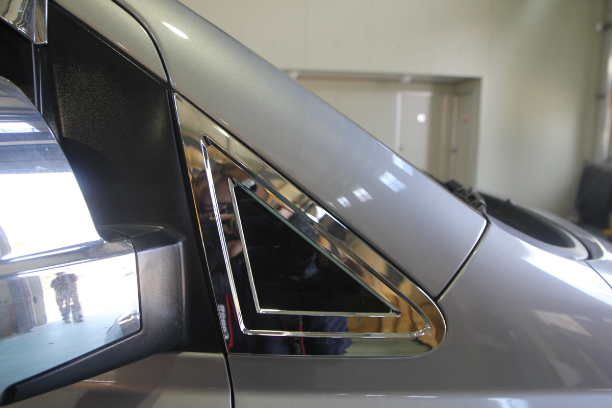 Auto Clover Chrome A Pillar Cover Trim Set for Hyundai i800 / iLoad 2008+
