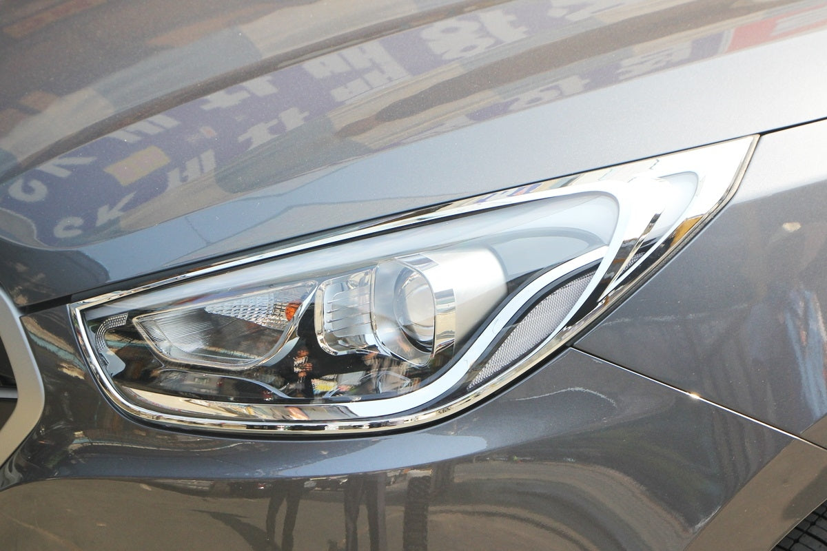 Auto Clover Chrome Headlight Trim Set for Hyundai IX35 2010 - 2015 - TYPE 1