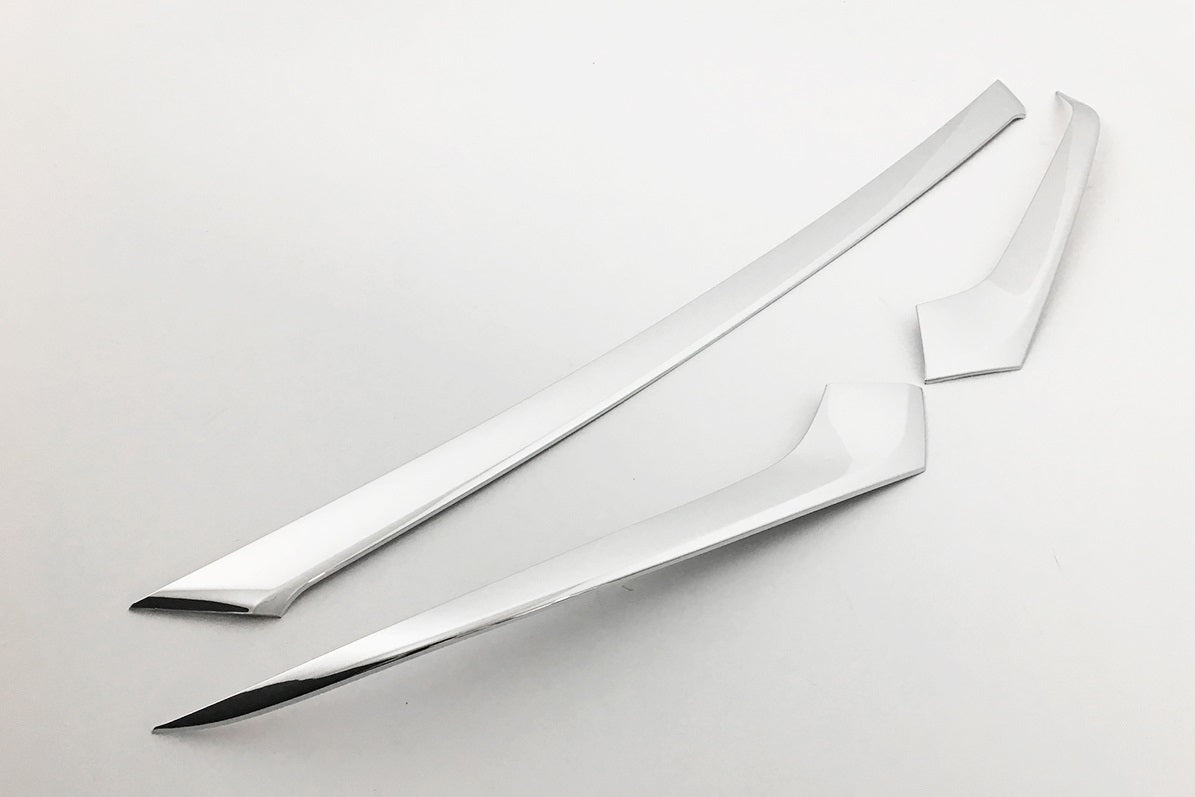 Auto Clover Chrome Front Bumper/ Headlight Trim for Hyundai Santa Fe 2019 - 2021