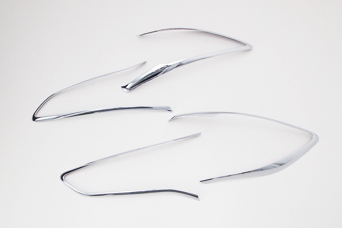 Auto Clover Chrome Tail Light Trim Set for Hyundai Tucson 2015 - 2018