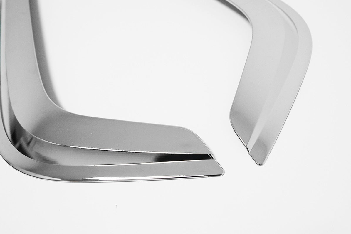 Auto Clover Chrome Wind Deflectors for Mitsubishi Fuso Canter 2005+ Set (2 pcs)