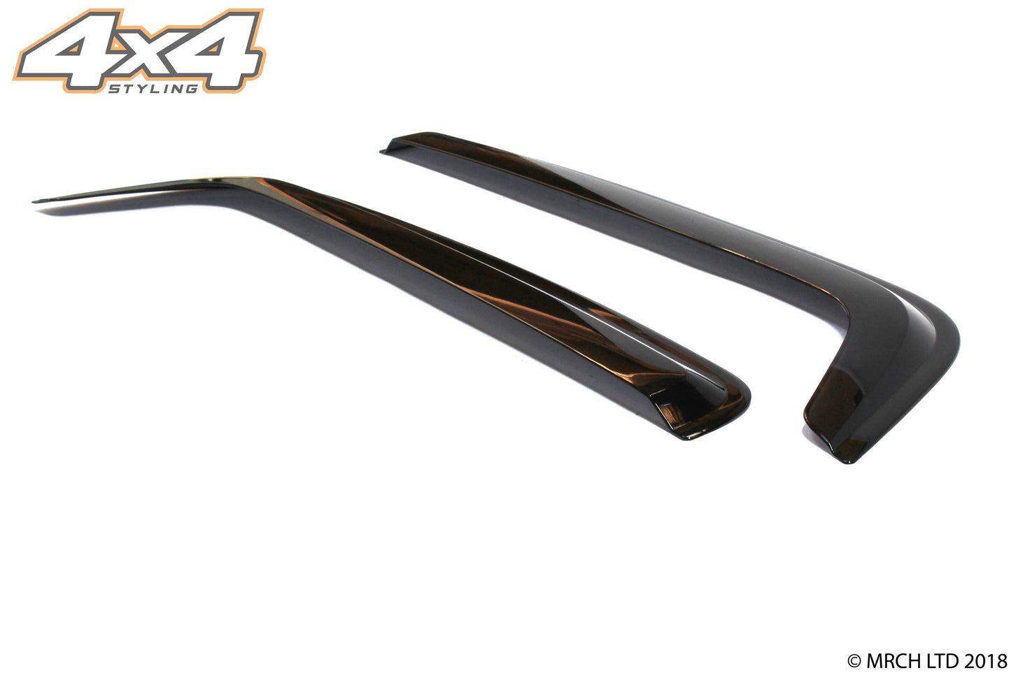 Auto Clover Wind Deflectors Set for Mitsubishi Fuso Canter 2005+ (2 pieces)