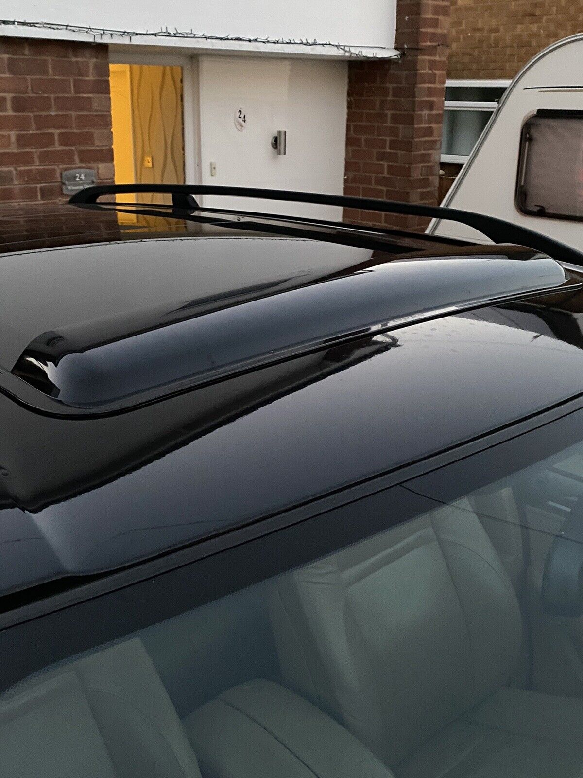 Auto Clover Universal Sunroof Wind Deflector Rain Guard Spoiler - Large 93cm