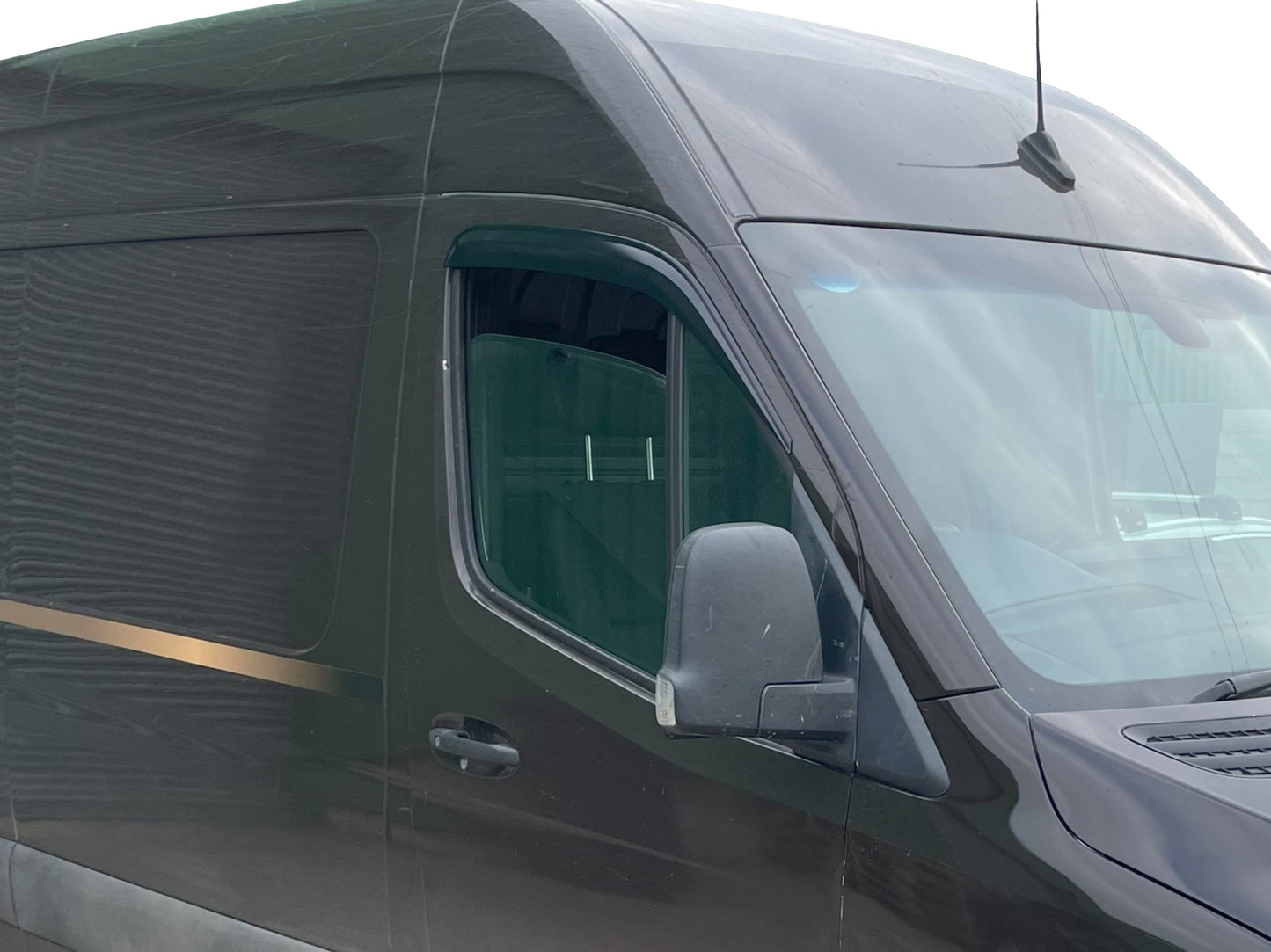 Auto Clover Wind Deflectors Set for Volkswagen Crafter 2006 - 2017 (2 pieces)