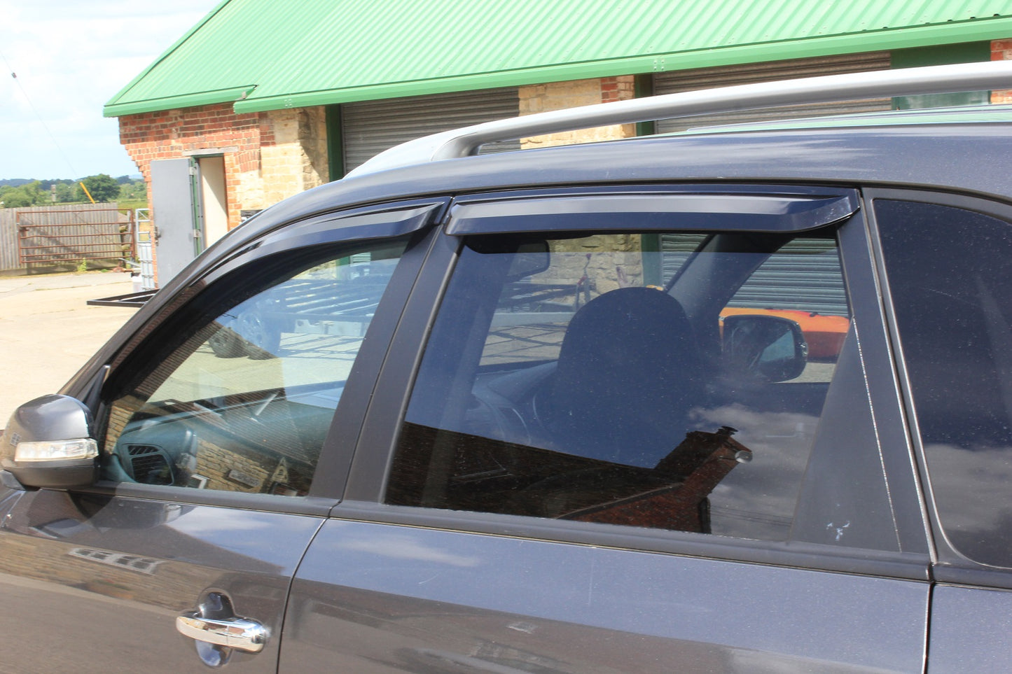 Auto Clover Wind Deflectors Set for Kia Sorento 2010 - 2014 (4 pieces)