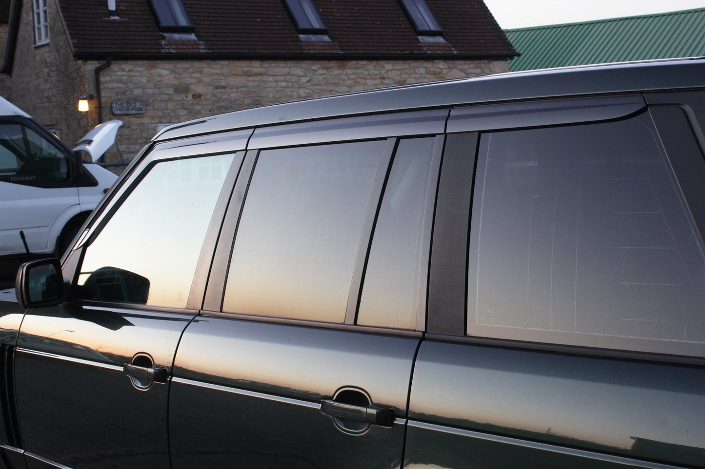 Auto Clover Wind Deflectors for Land Rover Range Rover Vogue L322 2002 - 2012