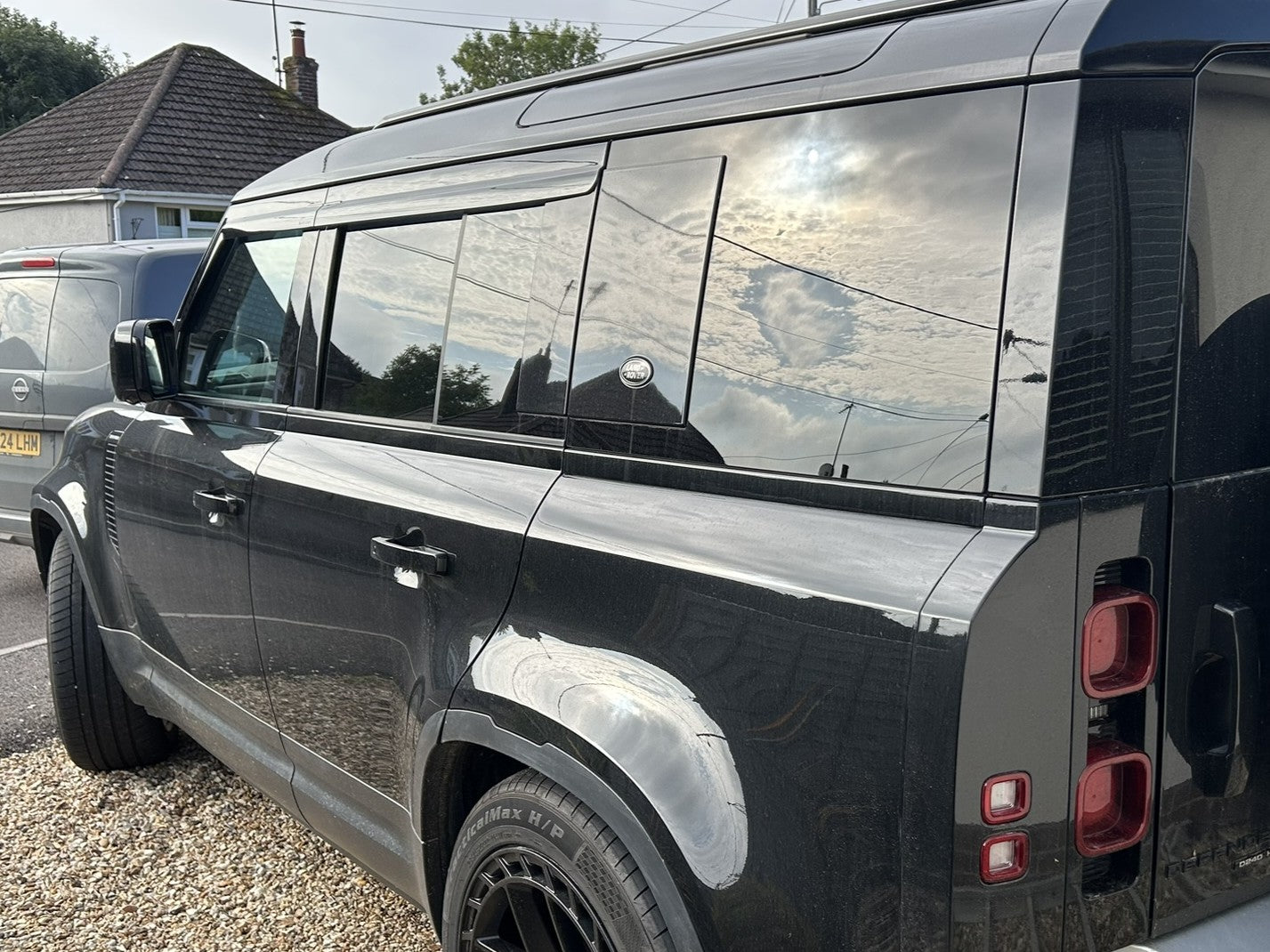 Auto Clover Wind Deflectors for Land Rover Defender 110 / 130 2020+ (4 pieces)