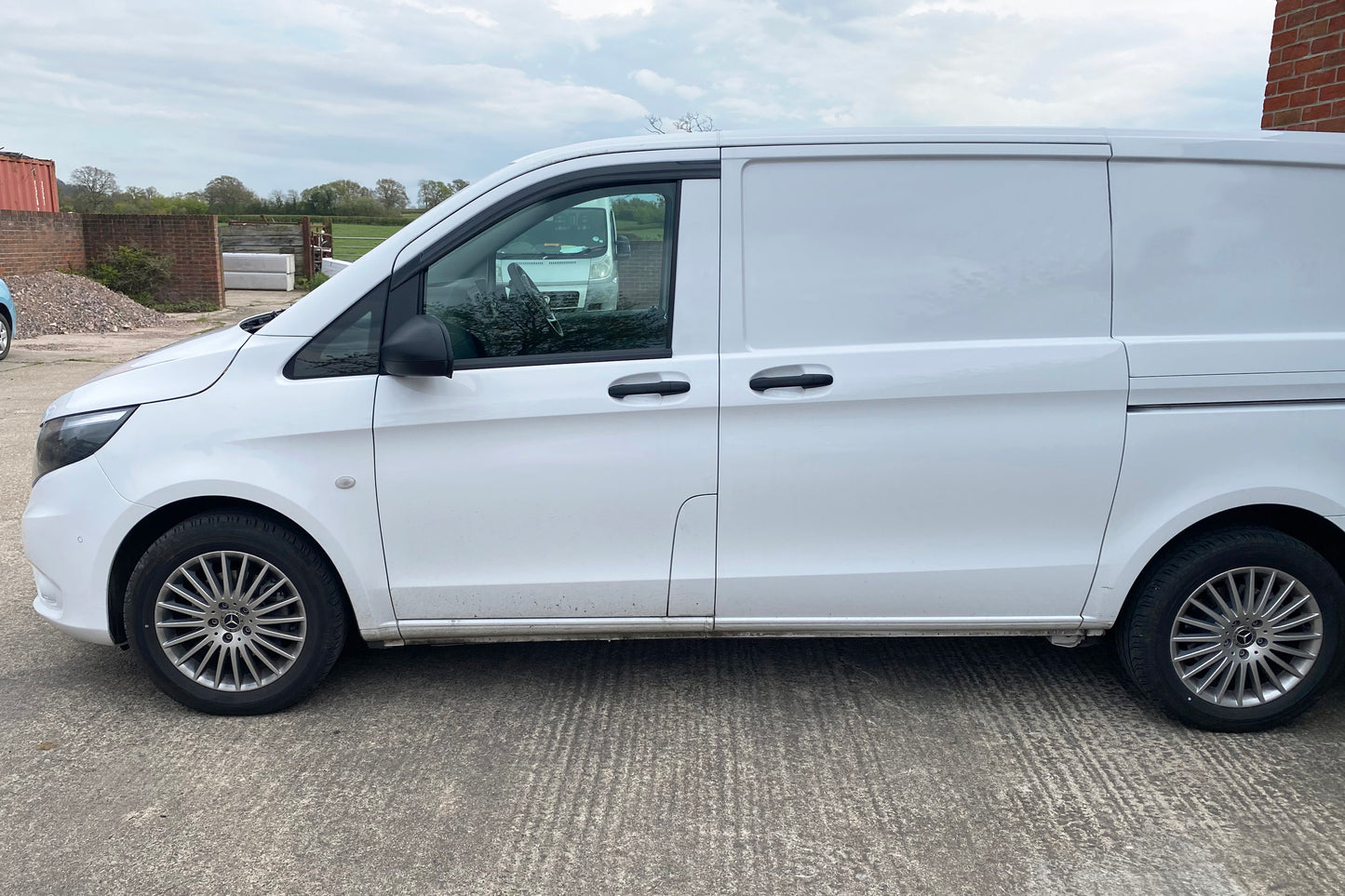 Auto Clover Wind Deflectors Set for Mercedes Vito 2014+ (2 pieces)