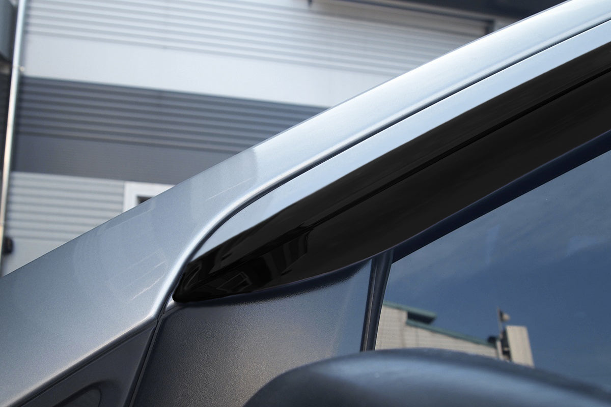 Auto Clover Wind Deflectors Set for Hyundai i800 / iLoad 2008+ (2 pieces)