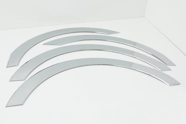 Auto Clover Chrome Wheel Arch Trim Set for Hyundai i800 / iLoad 2008 - 2017