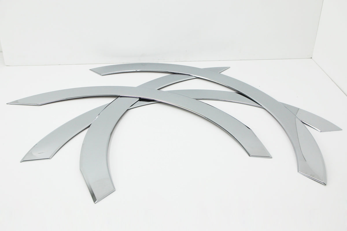 Auto Clover Chrome Wheel Arch Trim Set for Hyundai i800 / iLoad 2008 - 2017