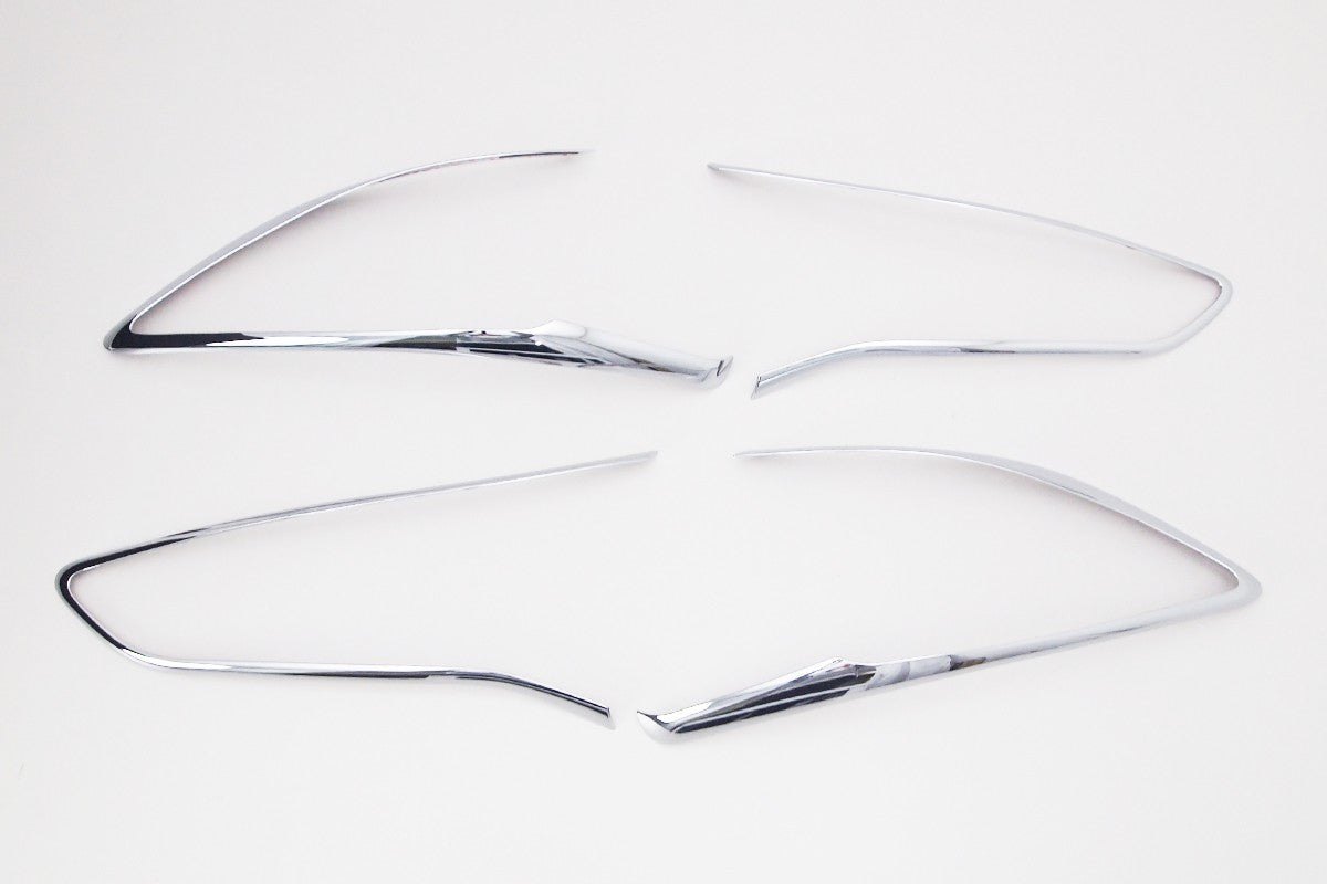 Auto Clover Chrome Tail Light Trim Set for Hyundai Tucson 2015 - 2018