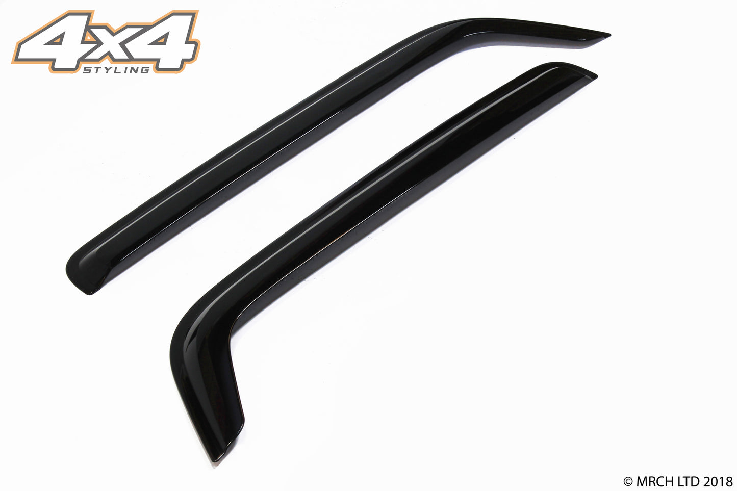 Auto Clover Wind Deflectors Set for Mitsubishi Fuso Canter 2005+ (2 pieces)